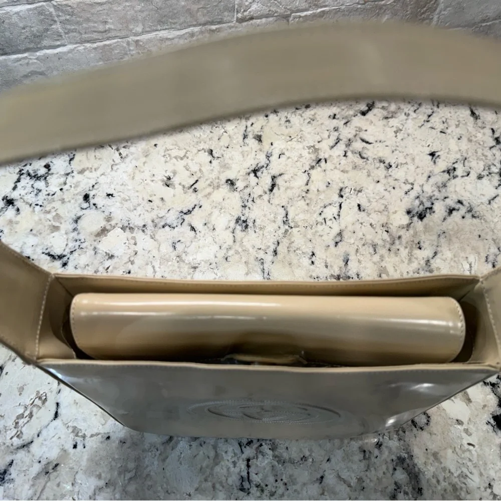 Gucci EUC Vintage Cream Patent Leather Shoulder Bag w/COA - Picture 12 of 14